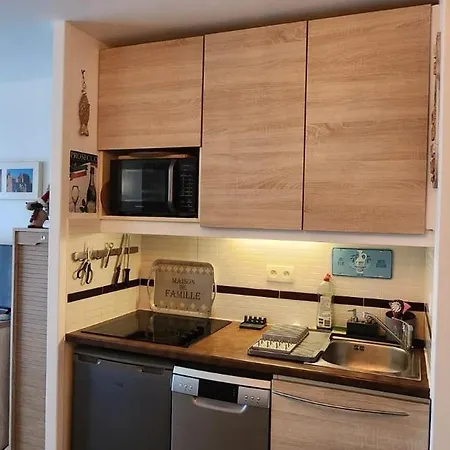 Escapade Ensoleillee Sur La Cote D'azur - Cap Esterel Апартаменты *