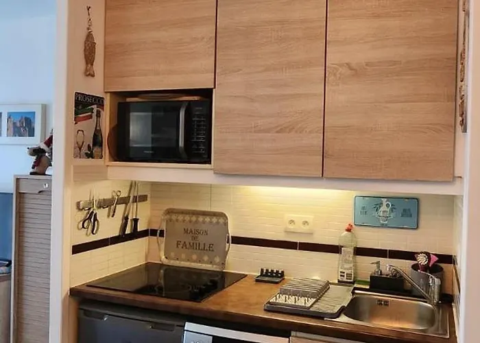 Escapade Ensoleillee Sur La Cote D'azur - Cap Esterel Апартаменты *